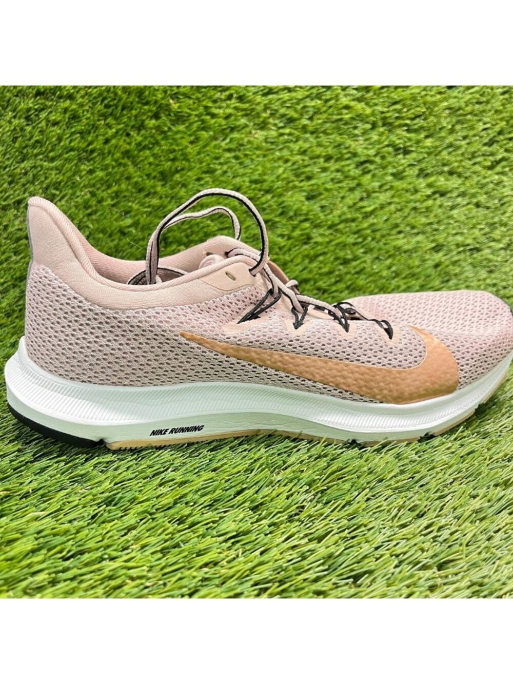 Nike Quest 2 Womens Size 8.5 Stone Mauve Athletic Running Walking Shoes Sneakers